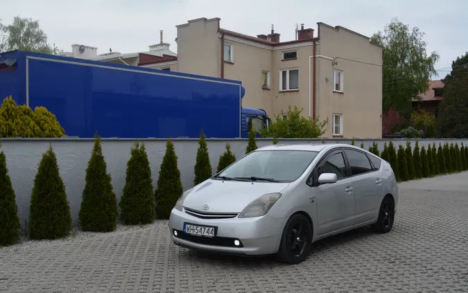 Toyota Prius cena 17600 przebieg: 446000, rok produkcji 2006 z Warszawa małe 106